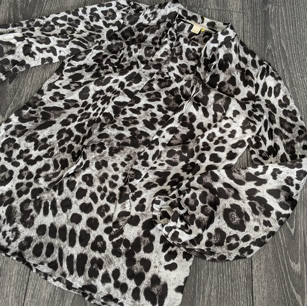 MICHAEL KORS - Yesler Leopard-Print Blouse - Picture 5 of 11